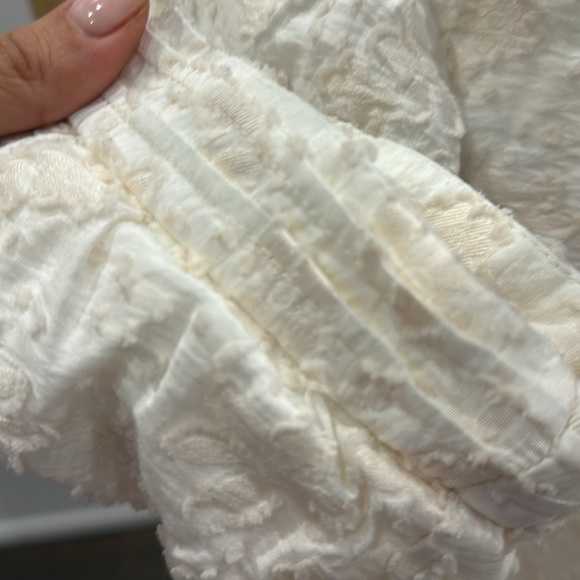 Pre-Owned ZARA PUFFY SLEEVE EYELET CROP - Picture 4 of 5